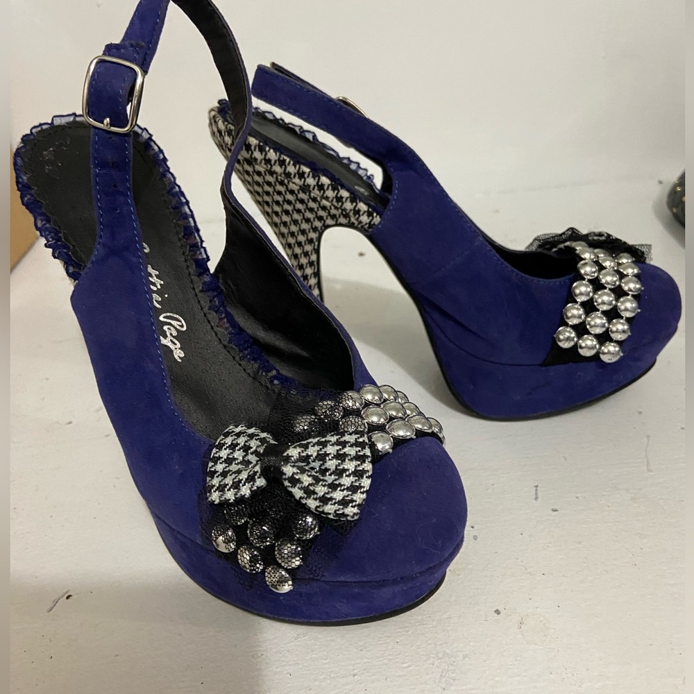 Ladies Betty Page platform shoes